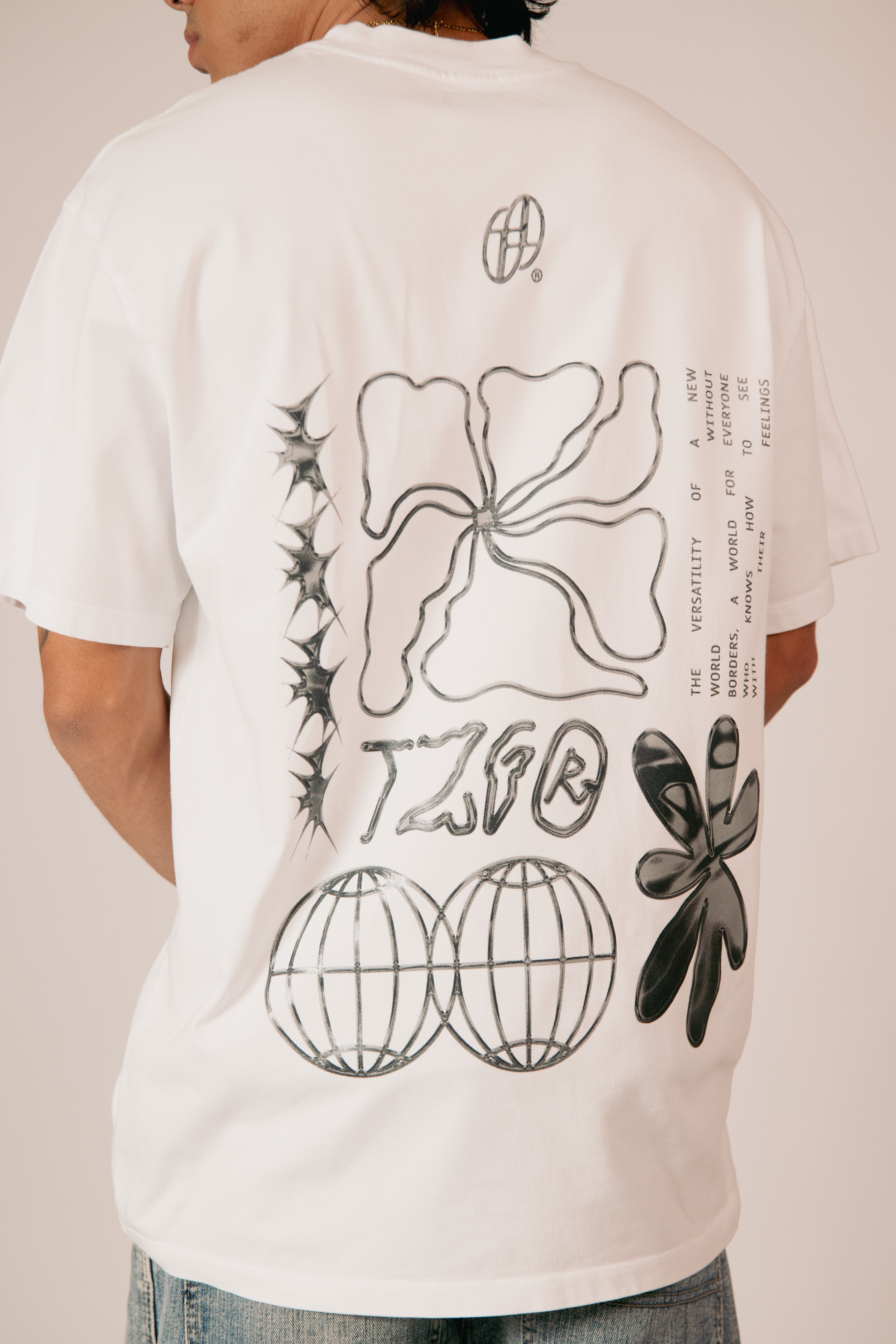 CROMO WORLD WHITE TSHIRT